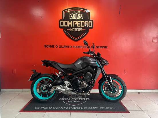 YAMAHA-MT-09 YAMAHA-MT-09-2024