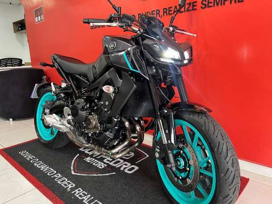 YAMAHA-MT-09 YAMAHA-MT-09-2024