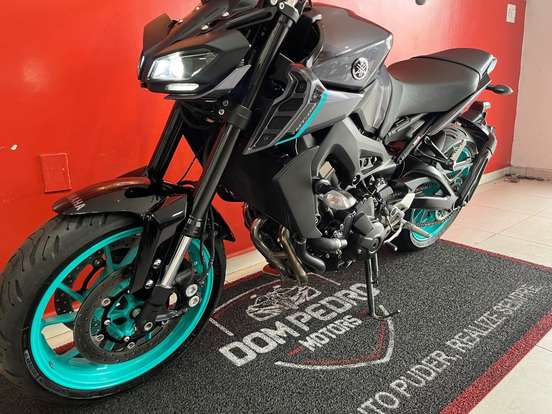 YAMAHA-MT-09 YAMAHA-MT-09-2024