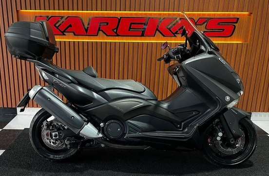 YAMAHA-TMAX-2014