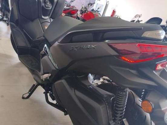 YAMAHA-XMAX 300 CONNECTED ABS YAMAHA-XMAX 300 CONNECTED ABS-2026