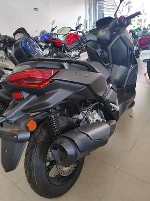 YAMAHA-XMAX 300 CONNECTED ABS-2026