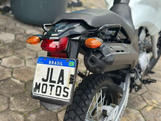YAMAHA-XTZ 250 TÉNÉRÉ-2015