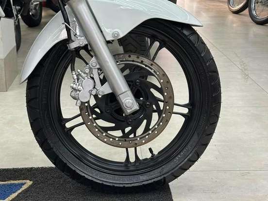 YAMAHA-YS 250 FAZER YAMAHA-YS 250 FAZER-2015