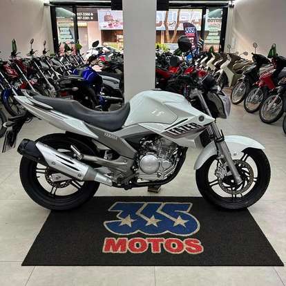 YAMAHA-YS 250 FAZER-2015