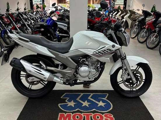 YAMAHA-YS 250 FAZER YAMAHA-YS 250 FAZER-2015