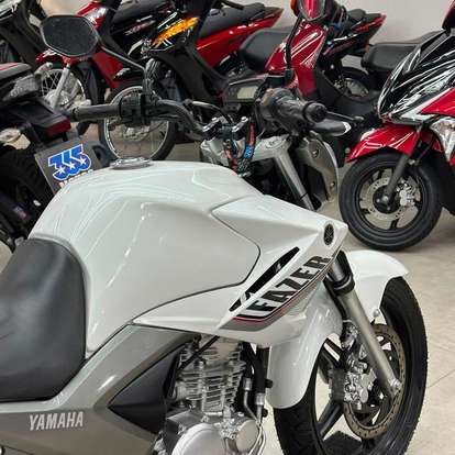 YAMAHA-YS 250 FAZER-2015