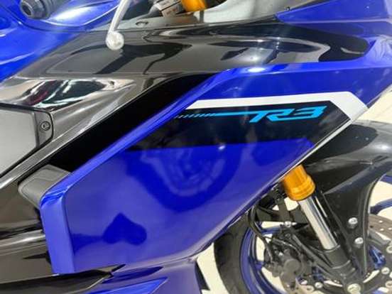 YAMAHA-YZF R3 ABS CONNECTED YAMAHA-YZF R3 ABS CONNECTED-2025