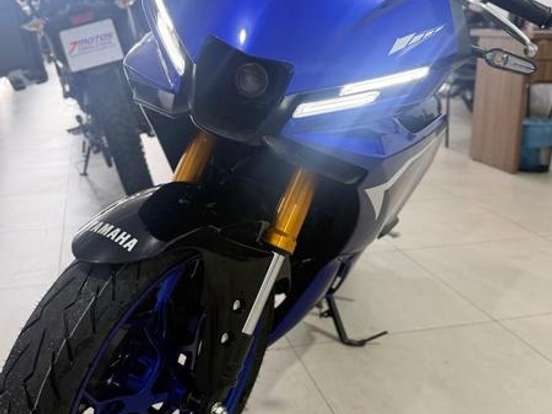 YAMAHA-YZF R3 ABS CONNECTED YAMAHA-YZF R3 ABS CONNECTED-2025