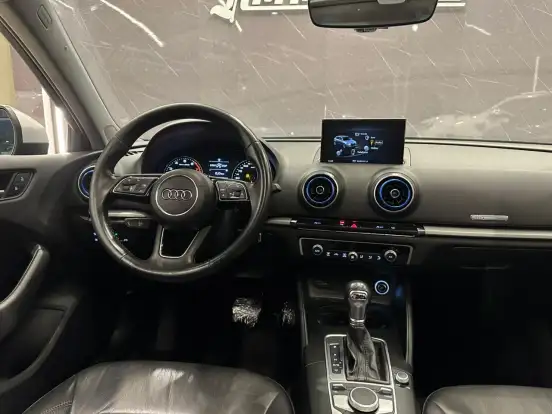 AUDI-A3-2019