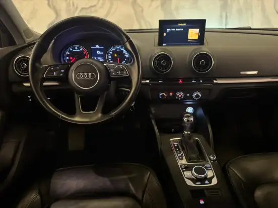 AUDI-A3-1.4 TFSI SPORTBACK AMBIENTE 16V GASOLINA 4P S-TRONIC AUDI-A3-2017