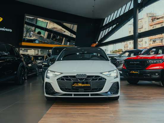 AUDI-A3-2.0 40 TFSI GASOLINA SEDAN PERFORMANCE BLACK S-TRONIC AUDI-A3-2024