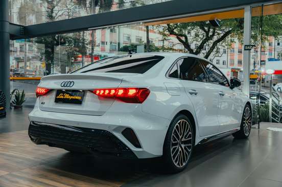 AUDI-A3-2024