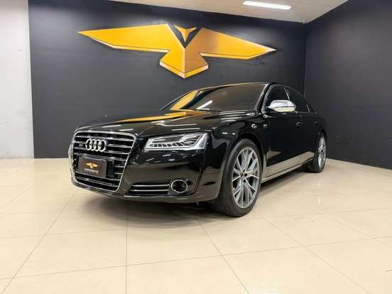 AUDI-A8-2011