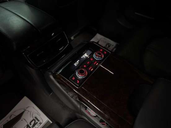 AUDI-A8-4.2 QUATTRO V8 40V GASOLINA 4P TIPTRONIC AUDI-A8-2011