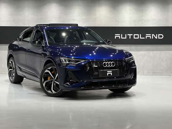 AUDI-E-TRON-2021