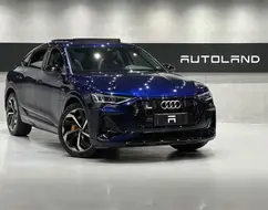 AUDI E-TRON ELÉTRICO SPORTBACK PERFORMANCE BLACK QUATTRO AUDI E-TRON ELÉTRICO SPORTBACK PERFORMANCE BLACK QUATTRO