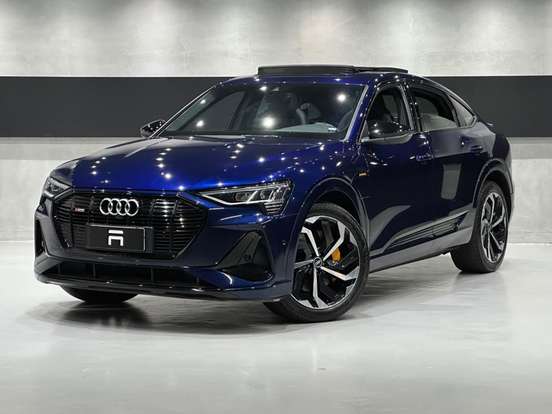 AUDI-E-TRON-ELÉTRICO SPORTBACK PERFORMANCE BLACK QUATTRO AUDI-E-TRON-2021