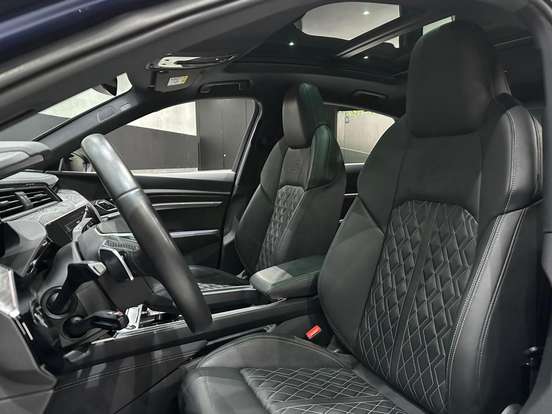 AUDI-E-TRON-ELÉTRICO SPORTBACK PERFORMANCE BLACK QUATTRO AUDI-E-TRON-2021