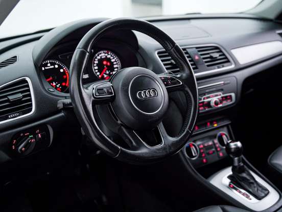 AUDI-Q3-1.4 TFSI AMBIENTE FLEX 4P S TRONIC AUDI-Q3-2016