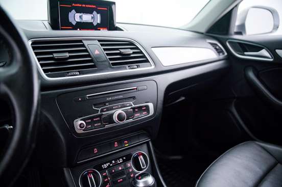 AUDI-Q3-2016