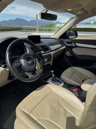 AUDI-Q3-2017