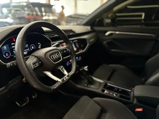 AUDI-Q3-2.0 40 TFSI GASOLINA SPORTBACK PERFORMANCE BLACK PLUS QUATTRO TIPTRONIC AUDI-Q3-2024