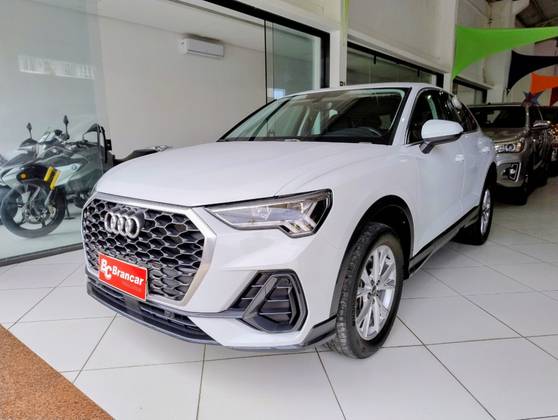 AUDI Q3 2.0 40 TFSI GASOLINA PERFORMANCE BLACK QUATTRO TIPTRONIC
