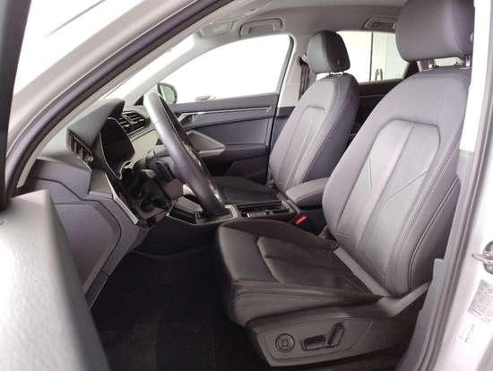 AUDI-Q3-2022