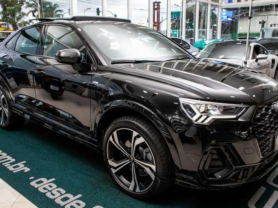 AUDI-Q3-2.0 40 TFSI GASOLINA SPORTBACK PERFORMANCE BLACK PLUS QUATTRO TIPTRONIC AUDI-Q3-2024