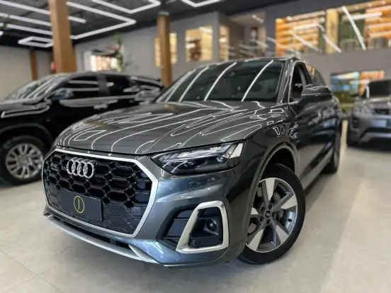 AUDI-Q5-2024