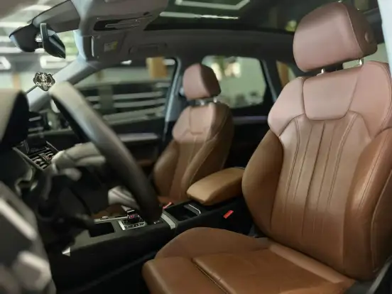 AUDI-Q5-2024