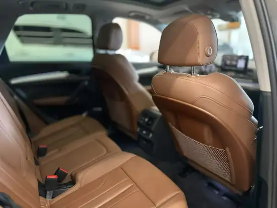 AUDI-Q5-2024