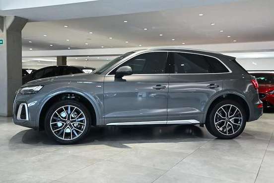 AUDI-Q5-2024