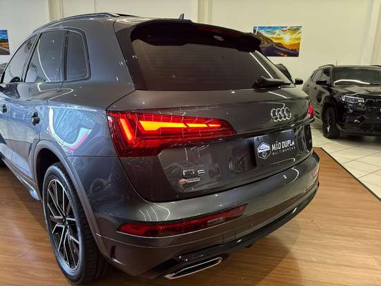 AUDI-Q5-2.0 45 TFSI GASOLINA S LINE BLACK QUATTRO S TRONIC AUDI-Q5-2024