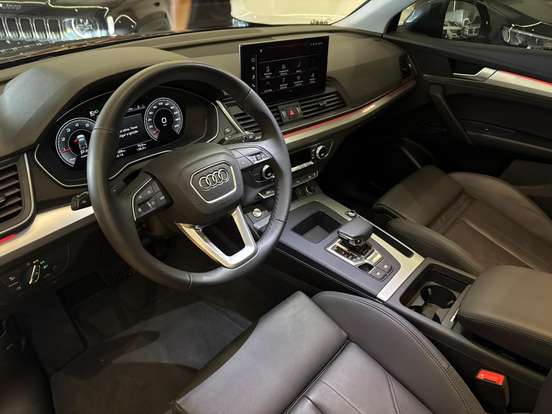 AUDI-Q5-2.0 45 TFSI GASOLINA S LINE BLACK QUATTRO S TRONIC AUDI-Q5-2024