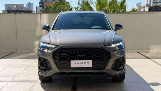 AUDI-Q5-2024