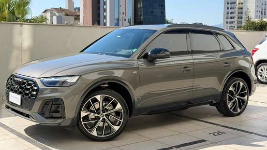 AUDI-Q5-2024