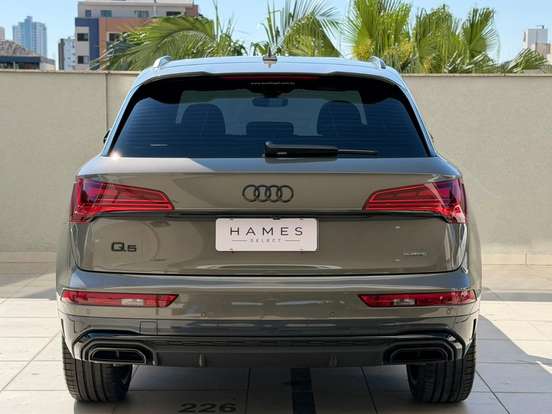 AUDI-Q5-2.0 45 TFSI GASOLINA S LINE BLACK QUATTRO S TRONIC AUDI-Q5-2024