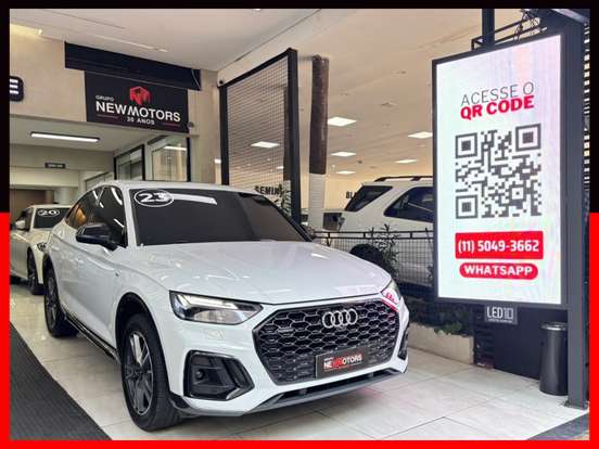 AUDI-Q5-2022