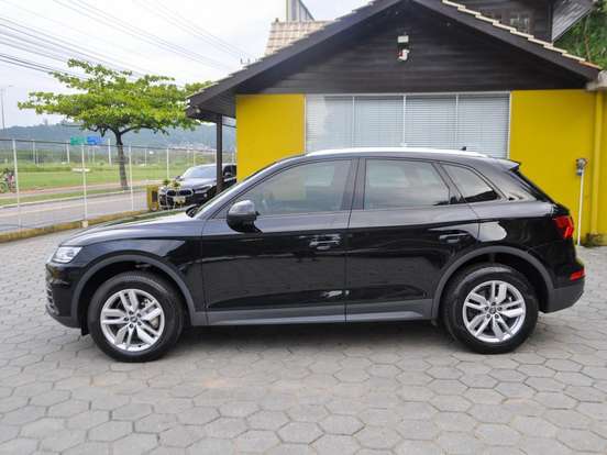 AUDI-Q5-2.0 TFSI GASOLINA ATTRACTION S TRONIC AUDI-Q5-2017
