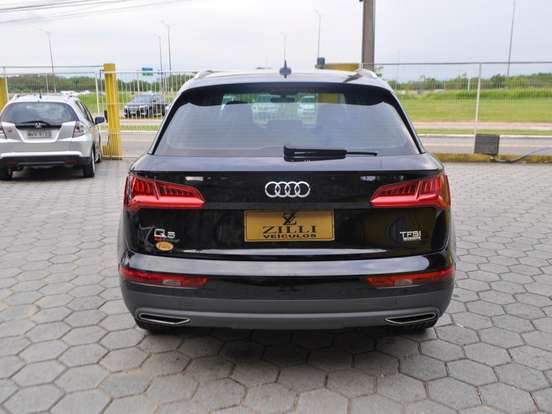 AUDI-Q5-2.0 TFSI GASOLINA ATTRACTION S TRONIC AUDI-Q5-2017