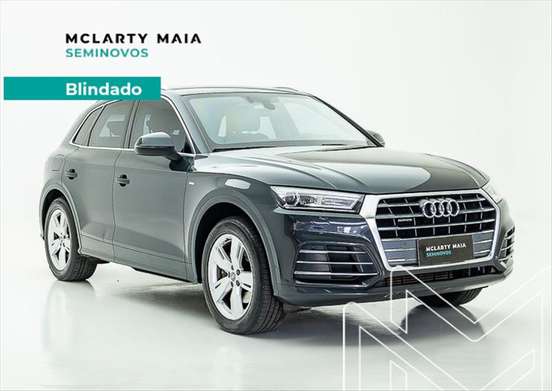 AUDI-Q5-2019