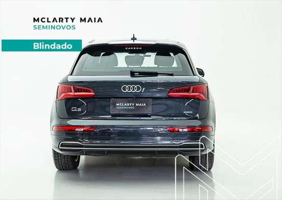 AUDI-Q5-2019