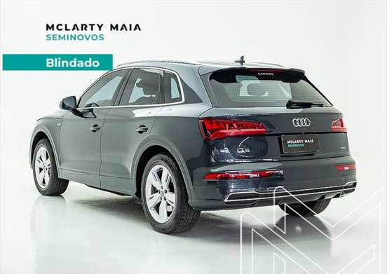 AUDI-Q5-2019