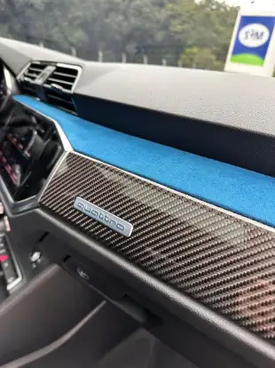 AUDI-RS Q3-2021
