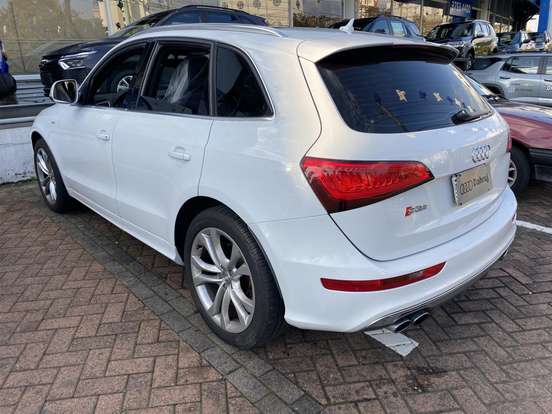 AUDI-SQ5-2013