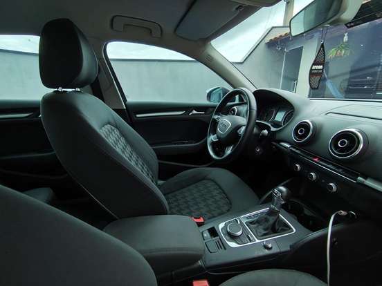AUDI-A3-2015