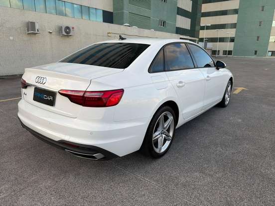 AUDI-A4-2.0 TFSI GASOLINA PRESTIGE S TRONIC AUDI-A4-2020