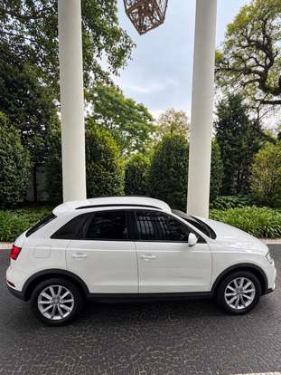 AUDI-Q3-2016